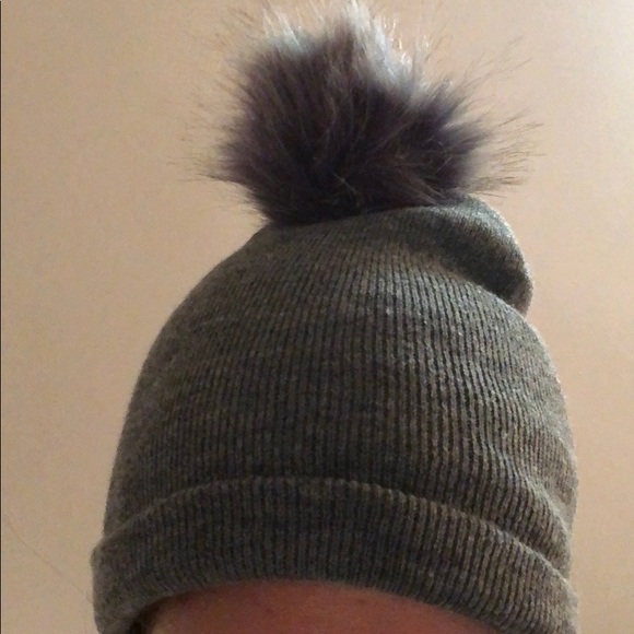 ❤️Forever 21 Hat. Offers welcomed- must go!!!!!❤️ - Picture 5 of 6